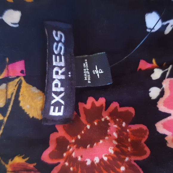 Express Tank, NWOT - Picture 3 of 5